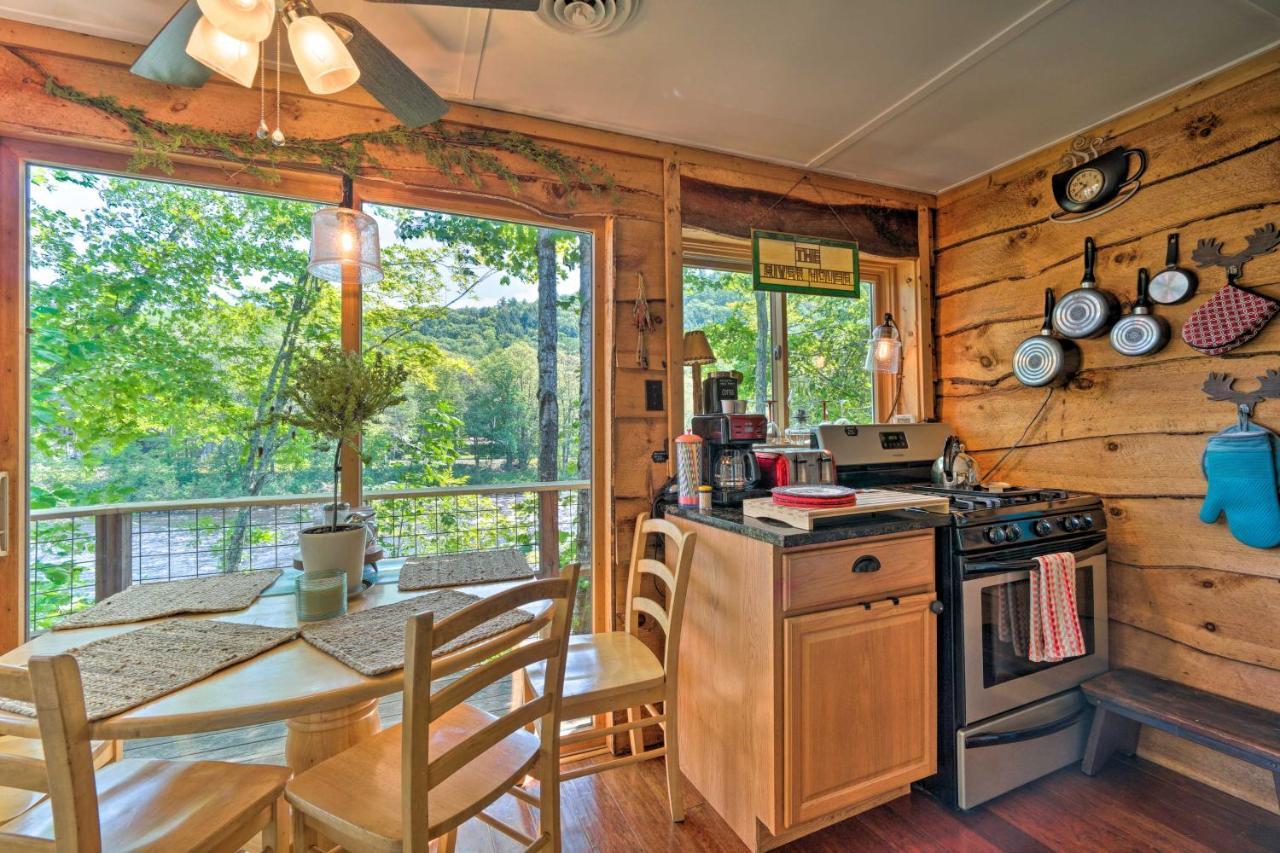 Adirondack Mountains Cottage Near Gore Mountain! ウォレンズバーグ エクステリア 写真